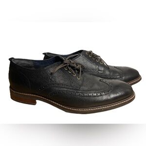 Men's Black Leather Wingtip Dress Shoes
